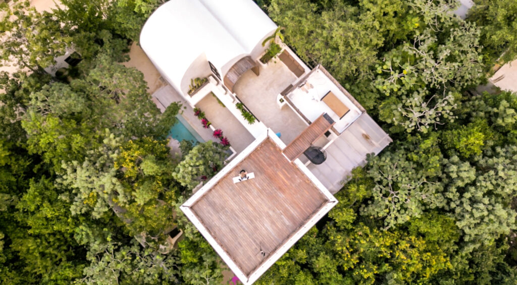 aerial-photograph-of-casa-tira-tulum-villa-rental