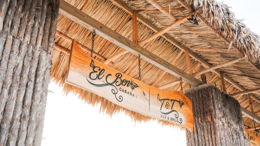 el-ben-cabanas-sign-caye-caulker-belize-resort