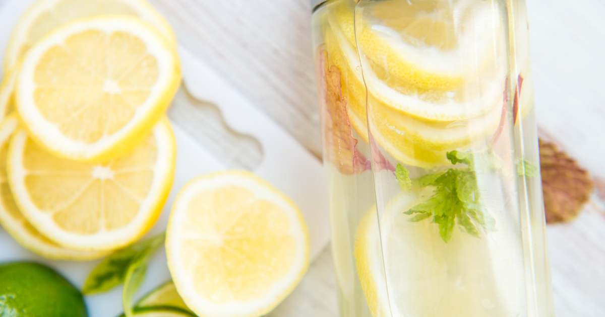 Hello Sunshine : 9 Reasons Why Drinking Warm Lemon Water In The Morning Will Brighten Your Day