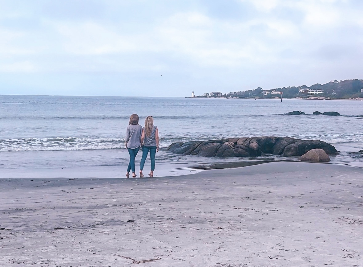 mom-and-daughter-overlooking-gloucester-Wingaersheek-Beach-on-Boston-North-Shore