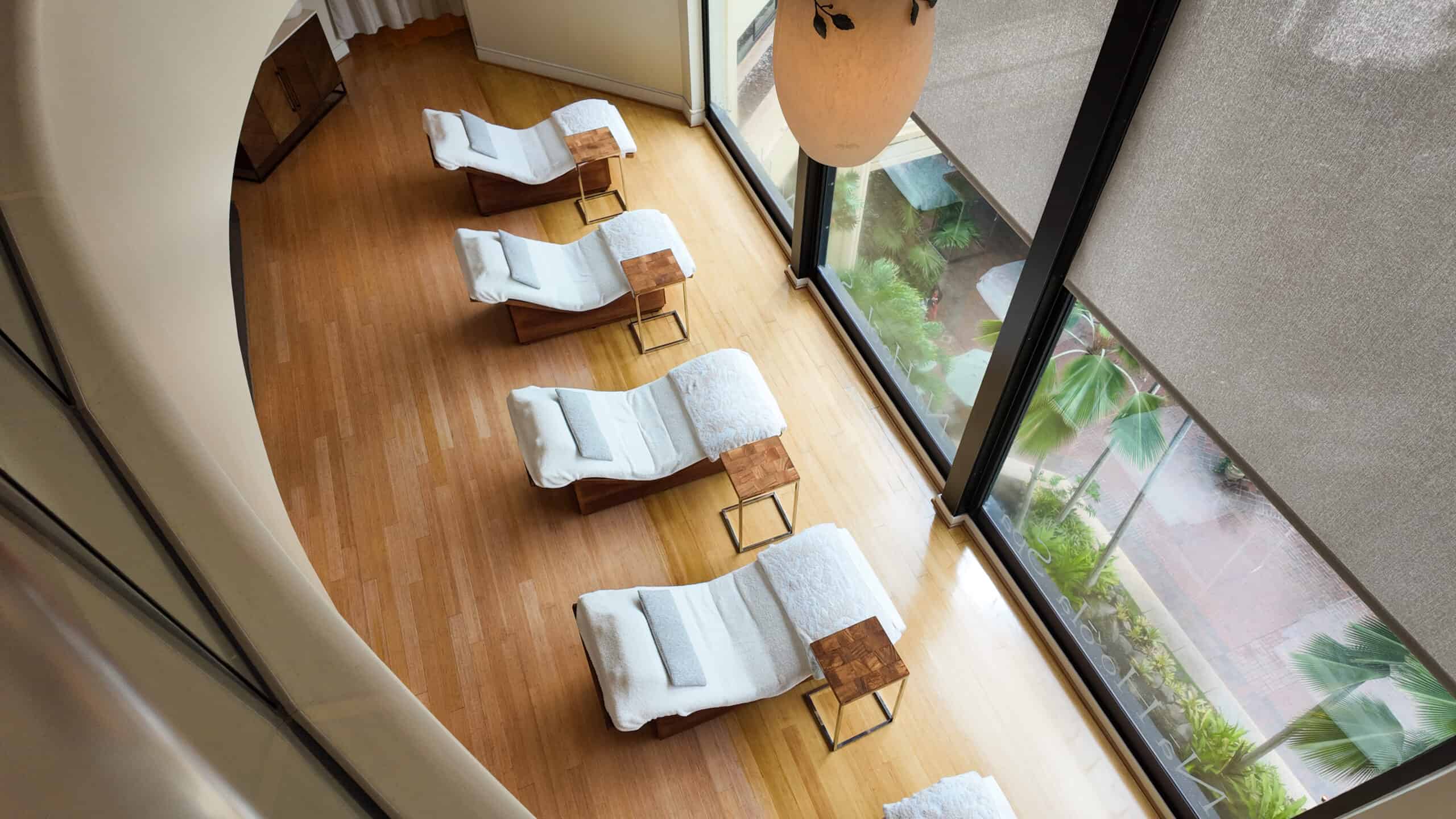 An aerial shot of the relaxation lounge at the Na Ho’ola Spa Hyatt Regency Waikiki
